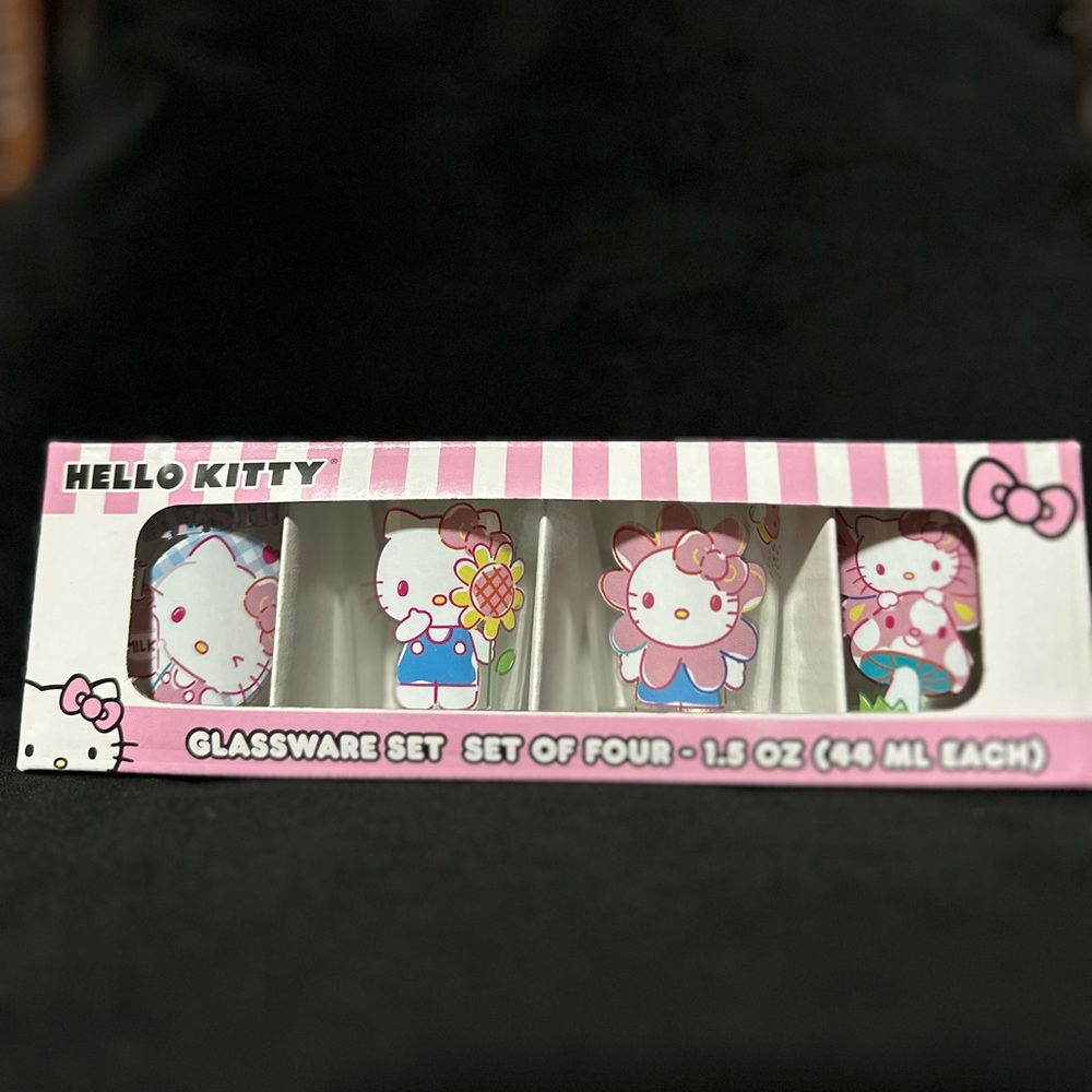 Hello Kitty Spring of Kawaii 4-Piece Shot Glass Set